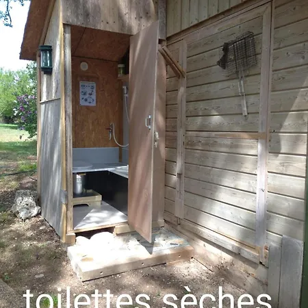 Sous Les Chenes *